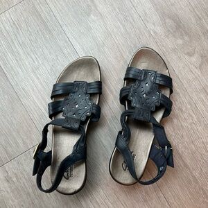 Clarks Bendables sandals